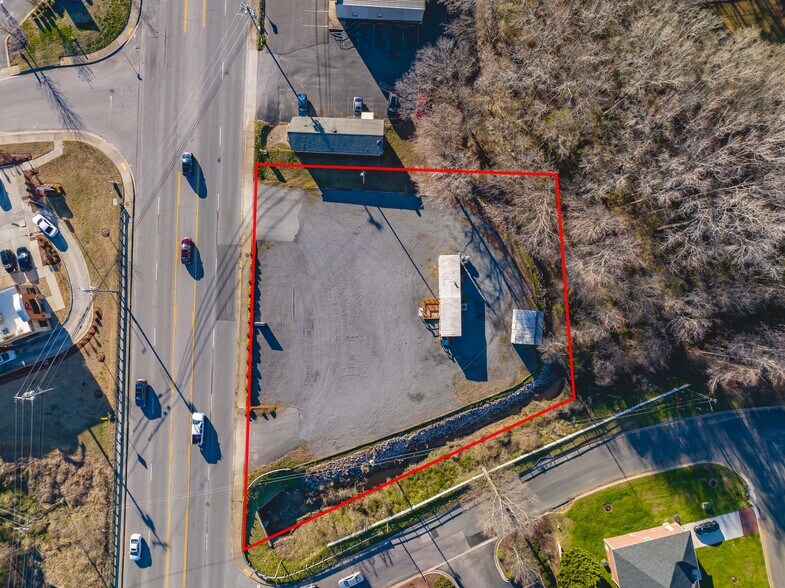 More Photos Of 825 Liberty St E, York Land For Sale