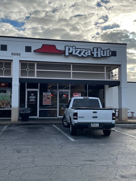 More Photos Of 5015 Floyd Rd SW, Mableton Unknown For Lease