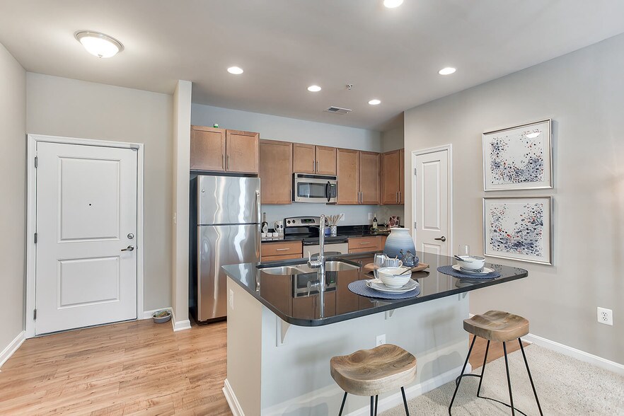 More Photos Of 4211 Ridge Top Rd, Fairfax Apartments For Lease
