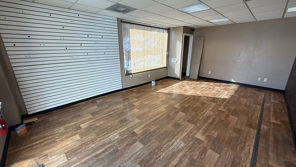 More Photos Of 937 Stefko Blvd, Bethlehem Warehouse For Sale