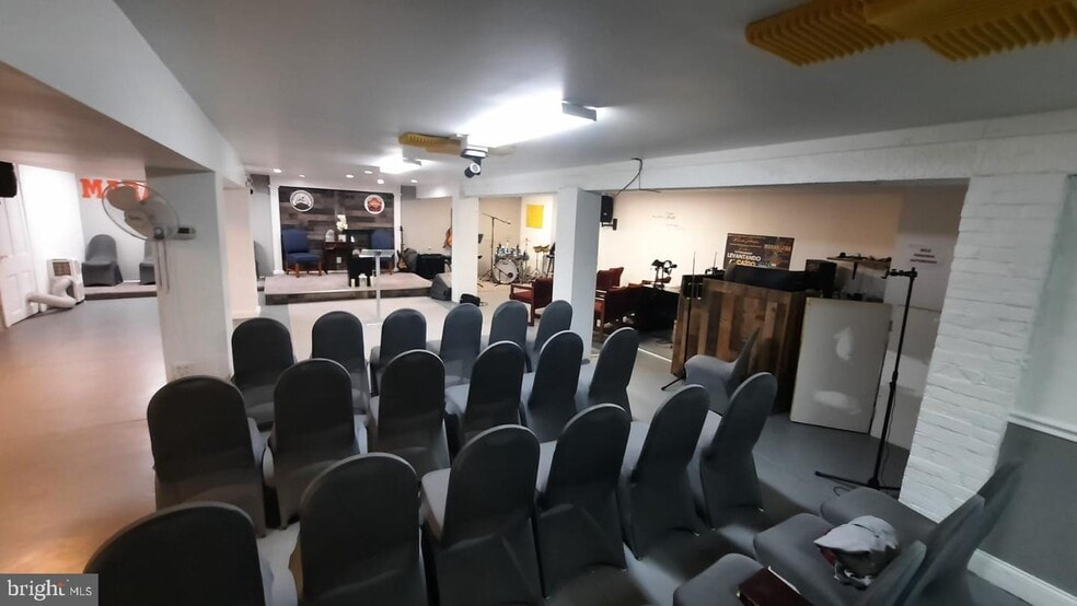 More Photos Of 238 Cambria, Philadelphia Religious Facility For Sale