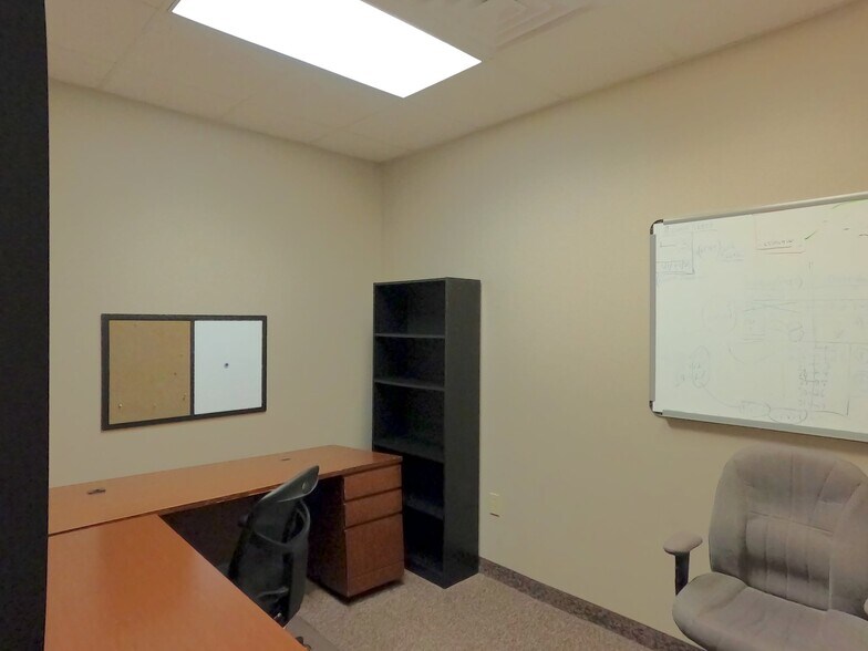 More Photos Of 6570 Naaman Forest Blvd, Garland Medical For Sale