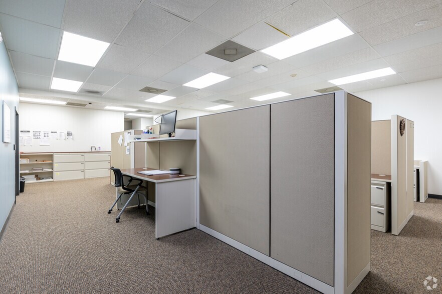 More Photos Of 4303 Vineland Rd, Orlando Unknown For Lease