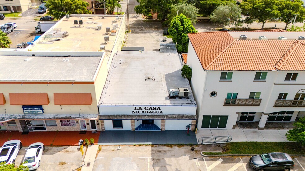 More Photos Of 365 N Royal Poiciana Blvd, Miami Springs Restaurant For Lease