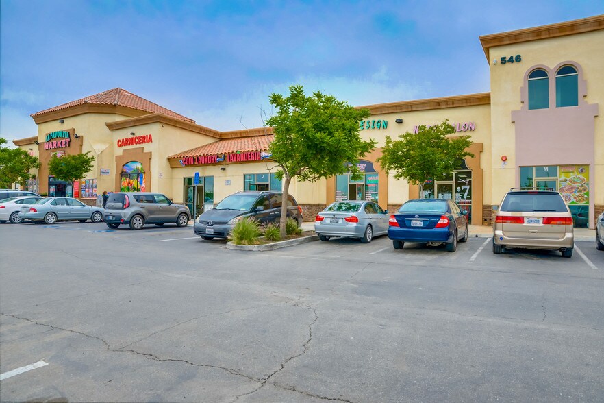 More Photos Of 546 Indian Hills Cir, Perris Unknown For Lease