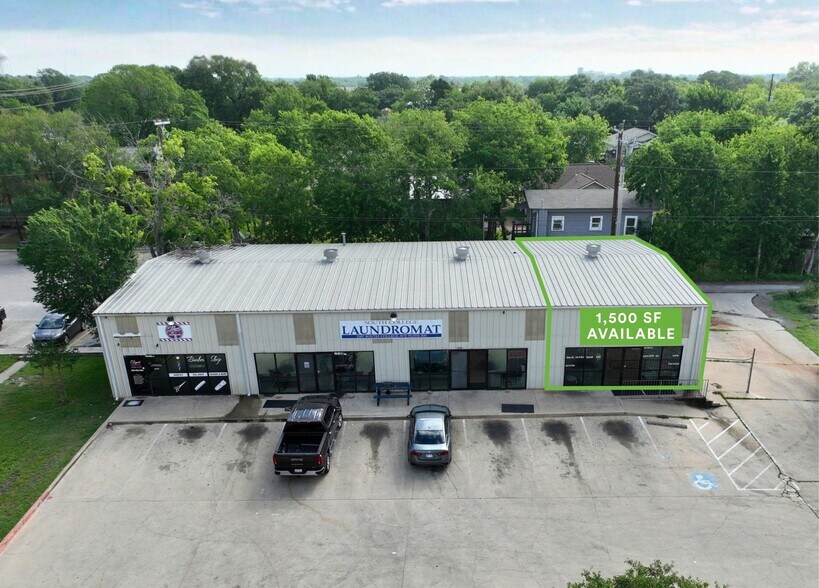 Primary Photo Of 2107 S College Ave, Bryan Unknown For Lease