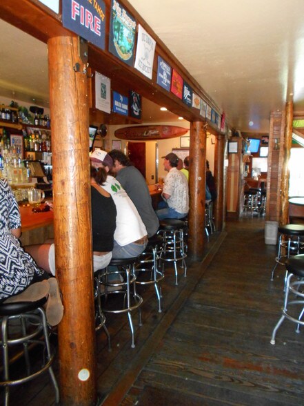 More Photos Of 2236 Lake Tahoe Blvd, South Lake Tahoe Bar For Sale