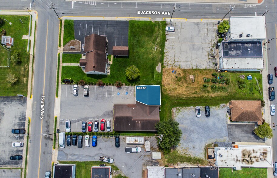 More Photos Of 221 S Maple St, Vinton Office For Lease