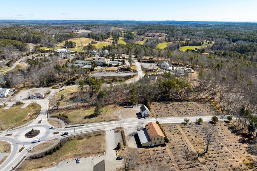 More Photos Of 1037 Wiscasset rd, Boothbay Flex For Sale