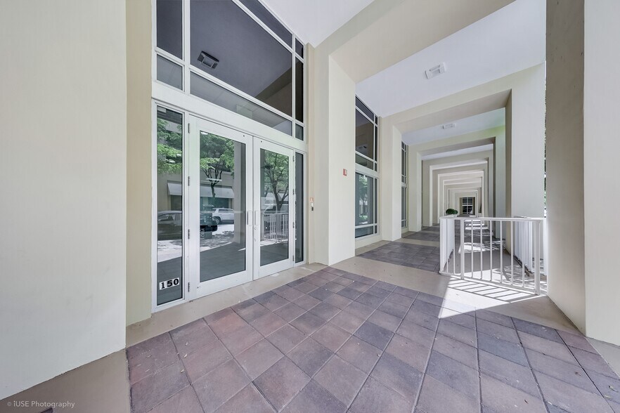 More Photos Of 135 San Lorenzo Ave, Coral Gables Office For Sale