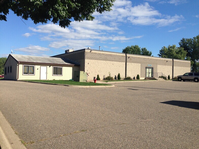 More Photos Of 12401 Washburn Ave S, Burnsville Light Manufacturing For Sale