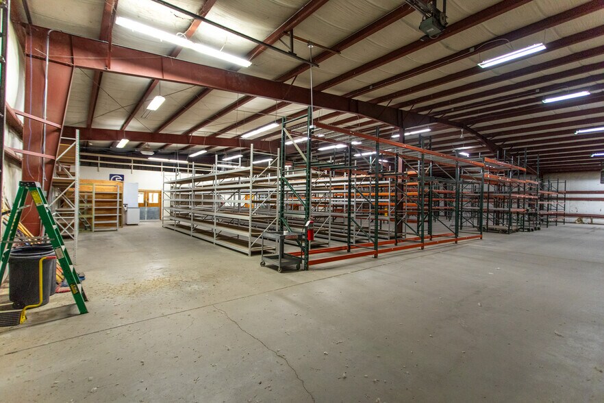 More Photos Of 100 9th Ave S, Great Falls Warehouse For Sale