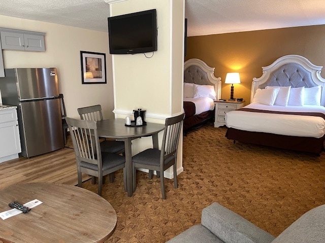 More Photos Of 6205 Ramada Dr, Clemmons Hotel For Sale