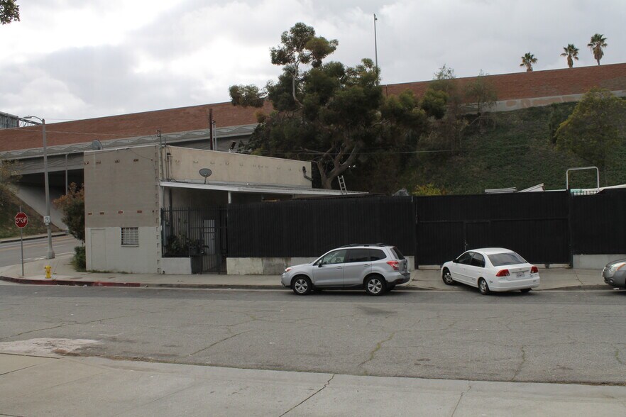 More Photos Of 661 N Pacific Ave, San Pedro Manufacturing For Sale