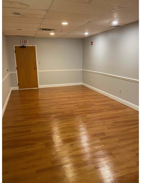 More Photos Of 1700 SE Hillmoor Dr, Port Saint Lucie Medical For Lease