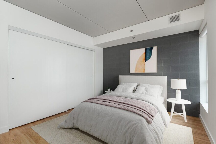 More Photos Of 90 Alexander Av, Winnipeg Apartments For Lease