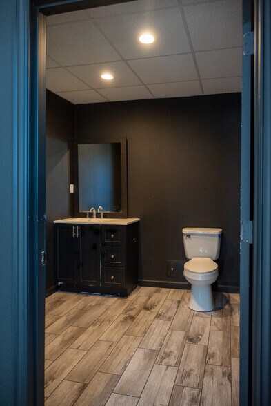 More Photos Of 18820 Fm 2252, San Antonio Freestanding For Lease