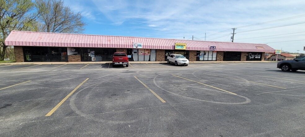 More Photos Of 110 N Range Line Rd, Joplin General Retail For Sale