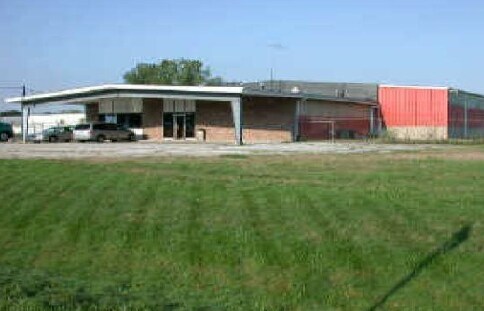 More Photos Of 5200 Cleveland St, Merrillville Truck Terminal For Lease