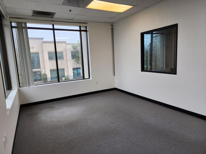 More Photos Of 9850 6th St, Rancho Cucamonga Warehouse For Sale