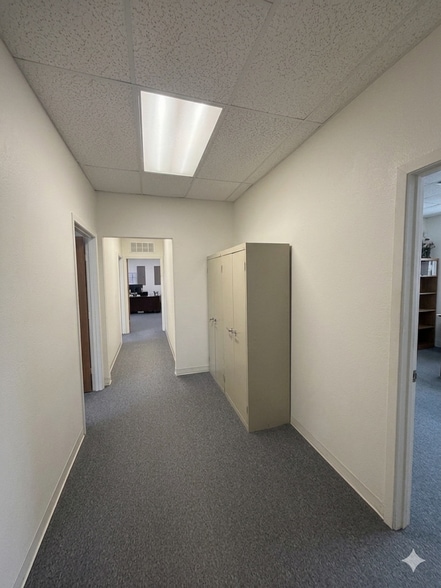 More Photos Of 5502 Burnham Dr, Corpus Christi Loft Creative Space For Lease