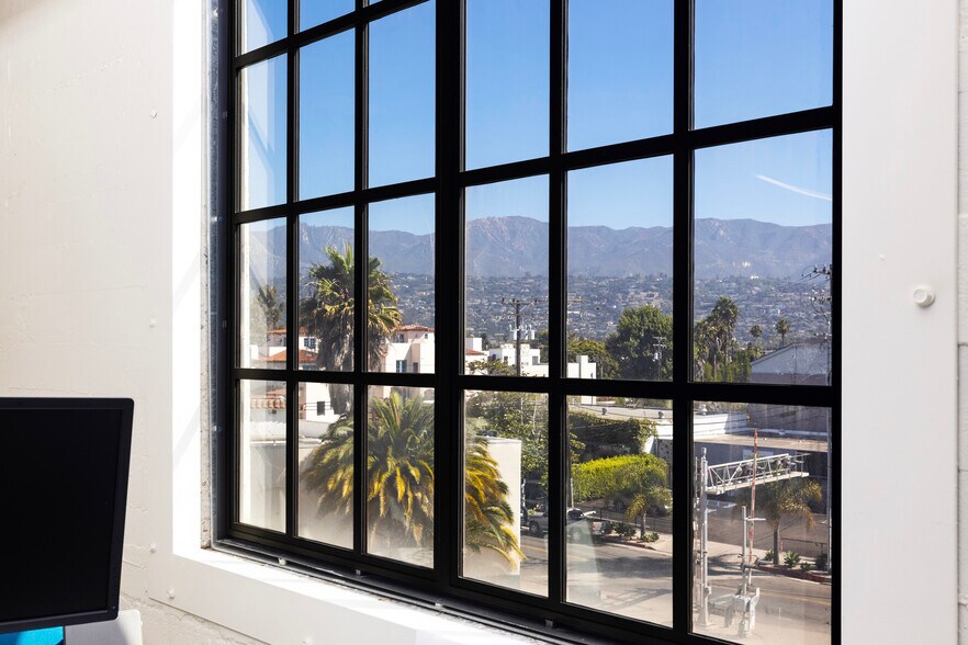 More Photos Of 25 E Mason St, Santa Barbara Research And Development For Lease