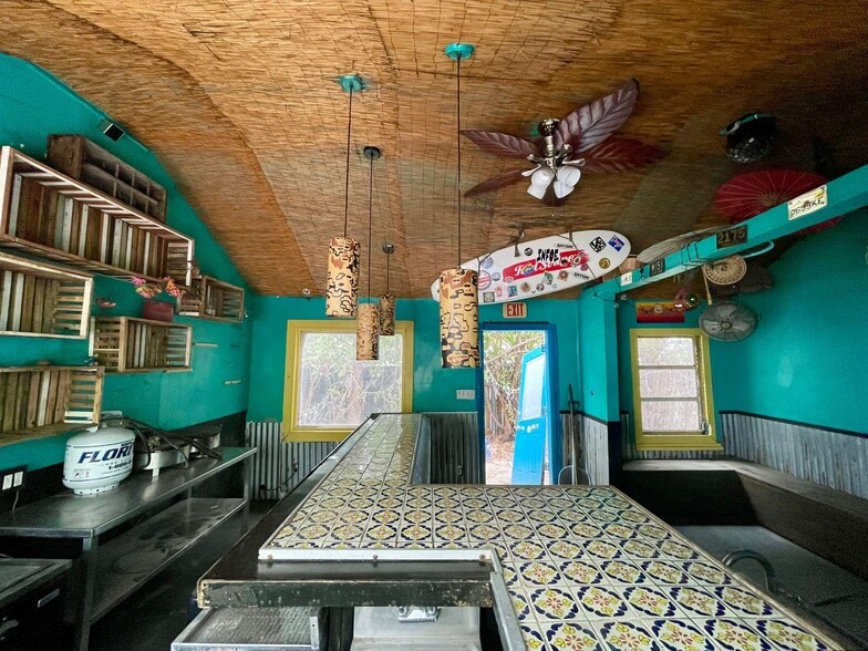 More Photos Of 701-709 NE 79th St, Miami Storefront Retail Office For Sale