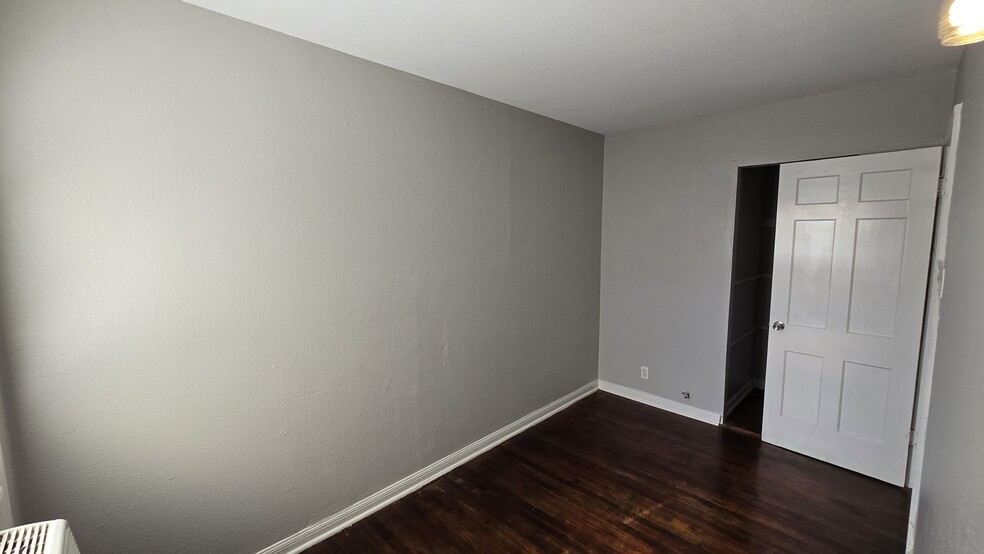 More Photos Of 323 Claremont Ave, San Antonio Multifamily For Sale