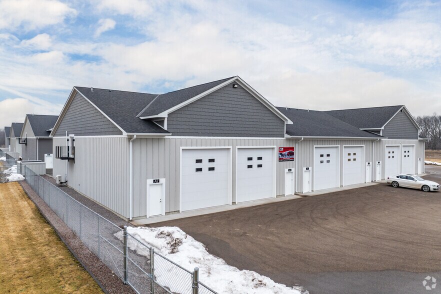 More Photos Of 721 Industrial Blvd, Watertown Industrial For Sale
