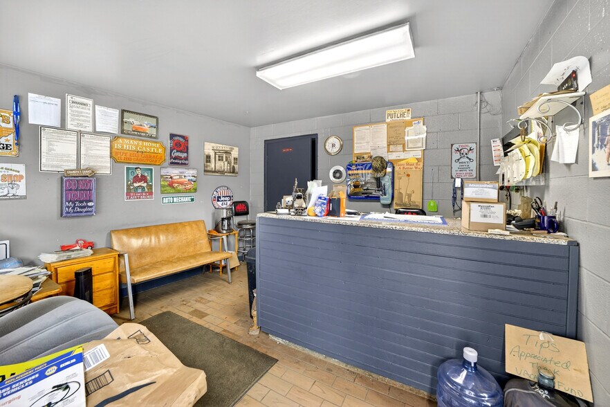 More Photos Of 80 Water St, Fredonia Auto Repair For Sale