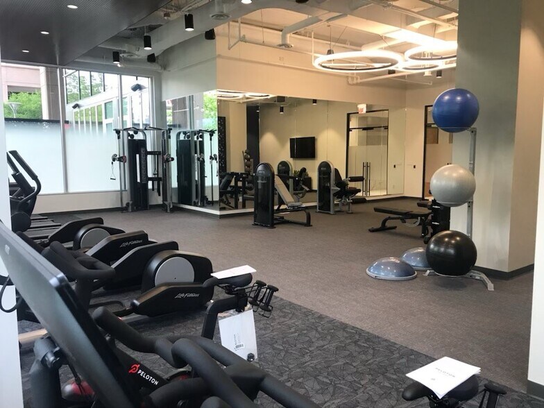 More Photos Of 2677 Prosperity Ave, Merrifield Office For Lease