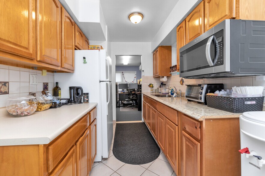 More Photos Of 25-31-25-33 Francis Lewis Blvd, Flushing Office Residential For Sale