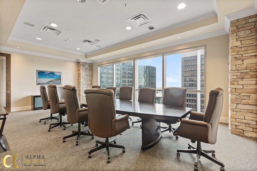 More Photos Of 189 S Orange Ave, Orlando Office Residential For Sale