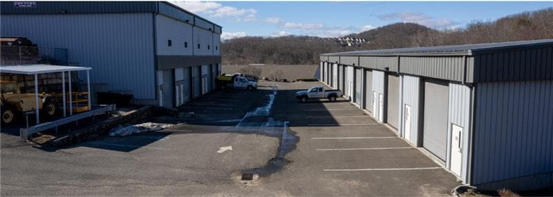 More Photos Of 6-9 Dunham Dr, New Fairfield Warehouse For Lease
