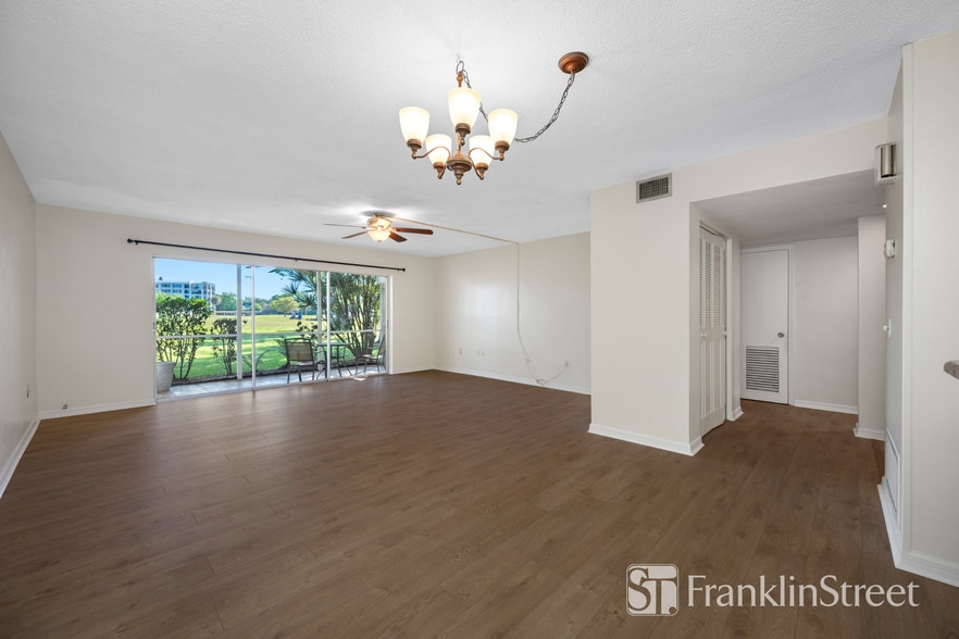 More Photos Of 68 Country Club Dr, Largo Multifamily For Sale