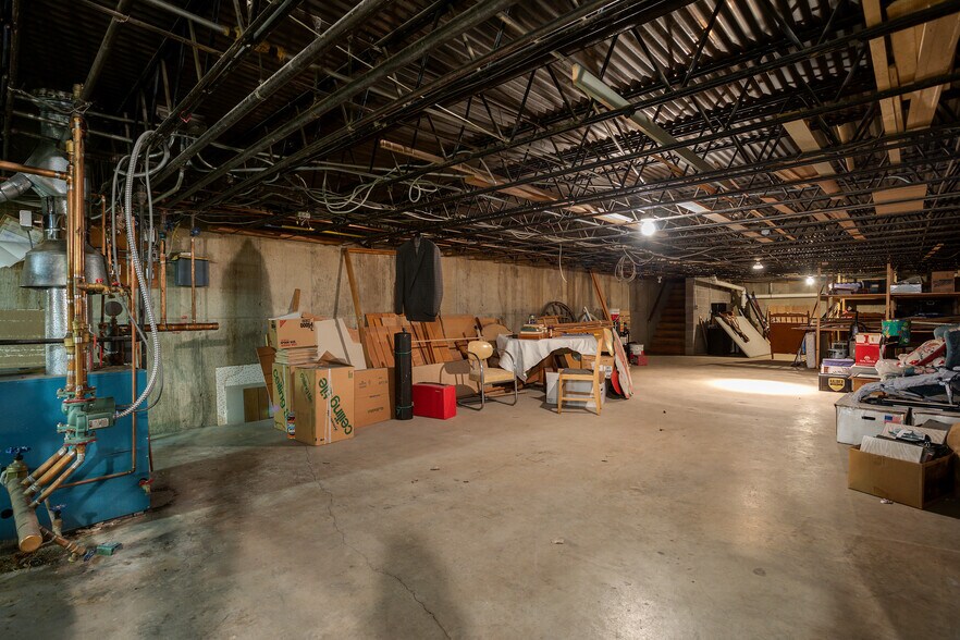 More Photos Of 101 W Victory Way, Craig Office For Sale