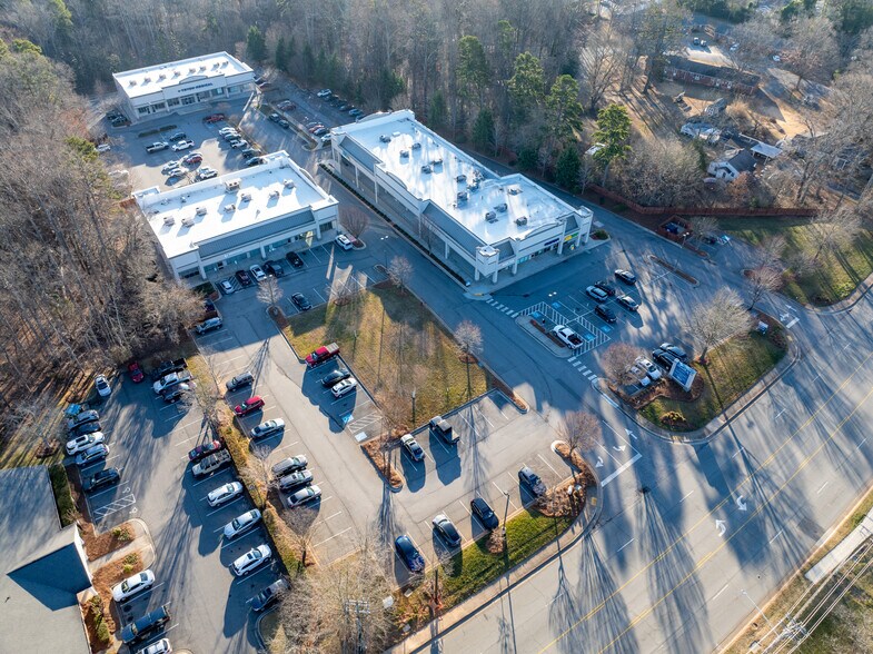 More Photos Of 916 Cox Rd, Gastonia Office For Lease