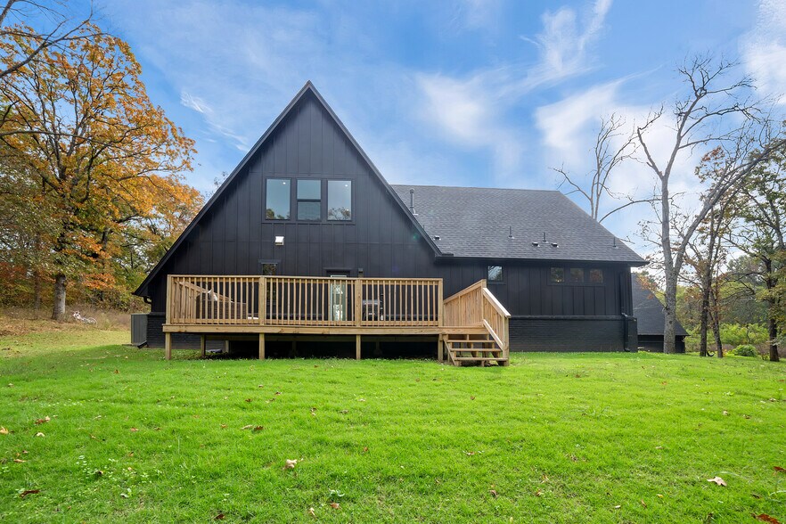 More Photos Of 446724 E 390 Rd, Langley Hotel For Sale