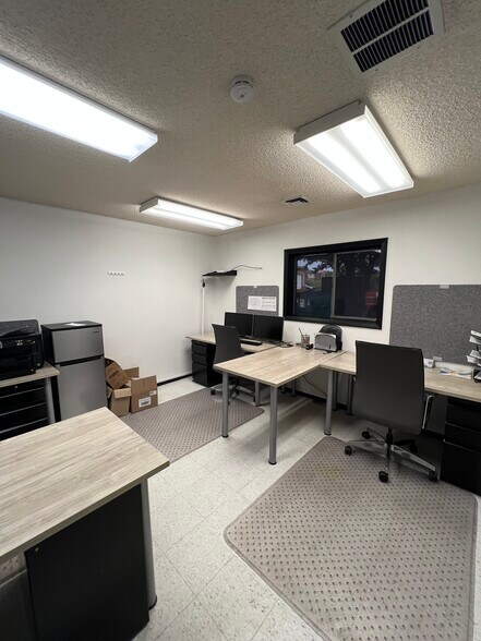 More Photos Of 778 Baseline Rd, Lafayette Warehouse For Lease