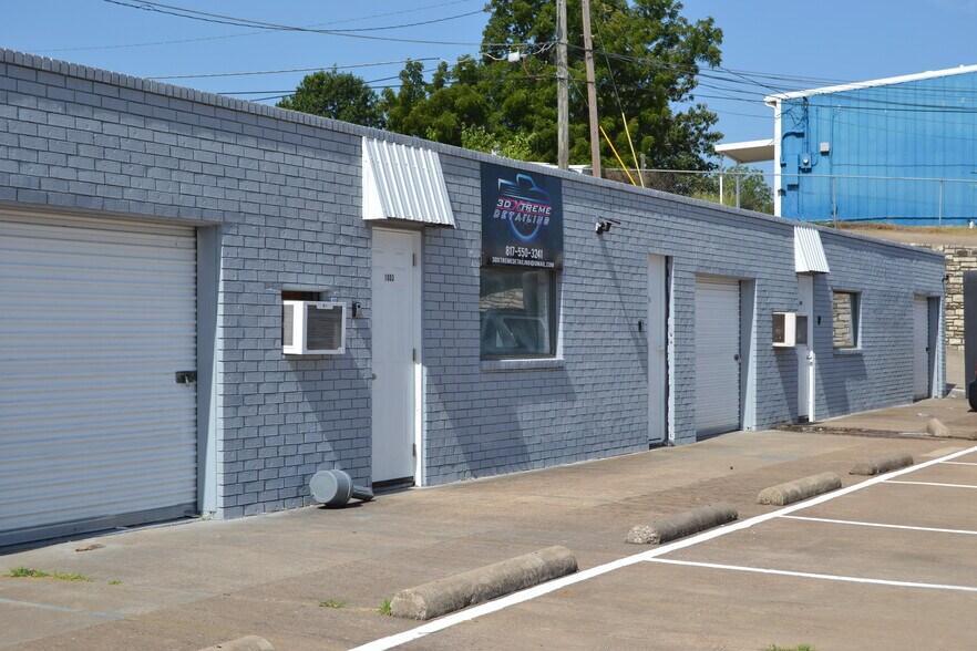 More Photos Of 1808-1812 Santa Fe Dr, Weatherford Unknown For Lease