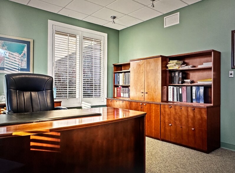 More Photos Of 1117 E Landis Ave, Vineland Office Residential For Lease