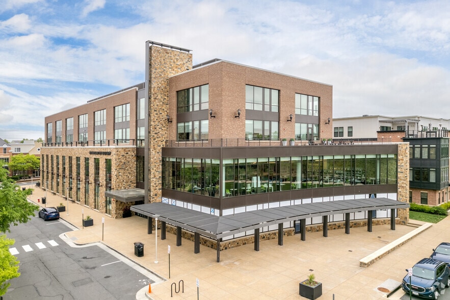 More Photos Of 42385-42395 Ryan Rd, Brambleton Unknown For Lease