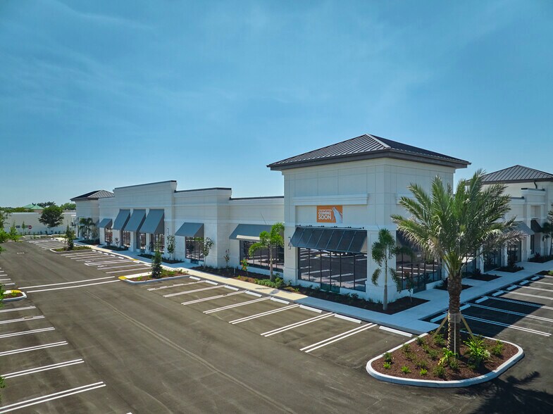 Primary Photo Of 1908 SW Gatlin Blvd, Port Saint Lucie General Retail For Lease