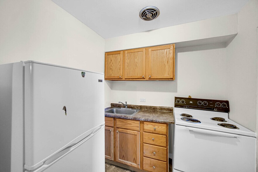 More Photos Of 184 W 147th St, Harvey Apartments For Sale