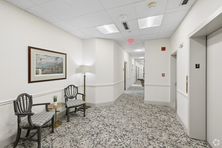 More Photos Of 600 Cameron St, Alexandria Office For Lease