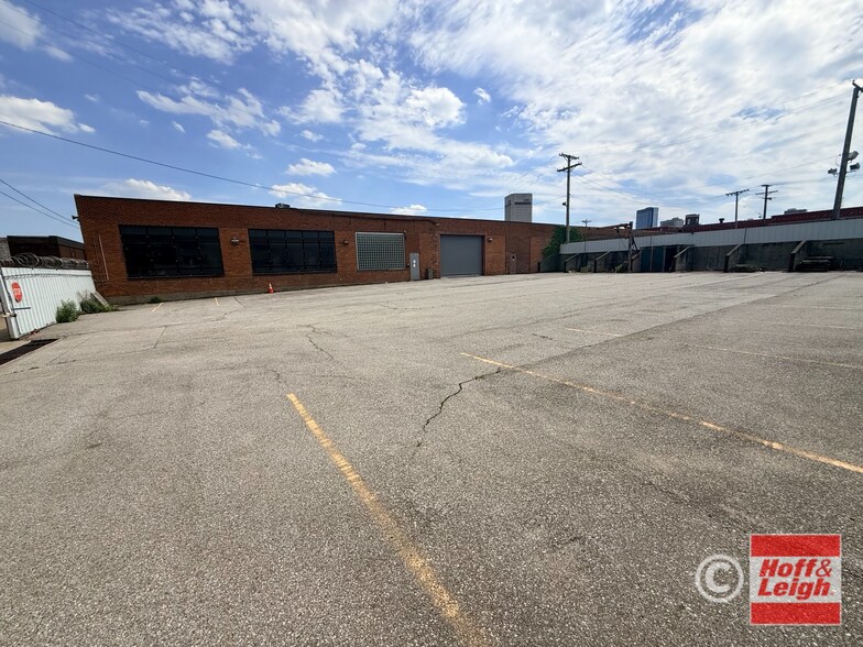Primary Photo Of 1570 E 25th St, Cleveland Manufacturing For Lease