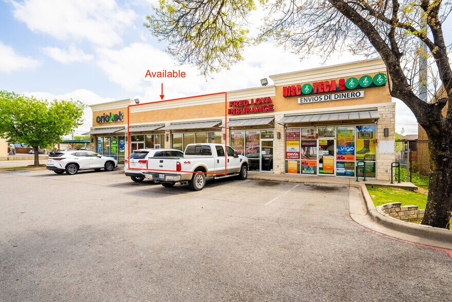 More Photos Of 5403 Cameron Rd, Austin Unknown For Lease
