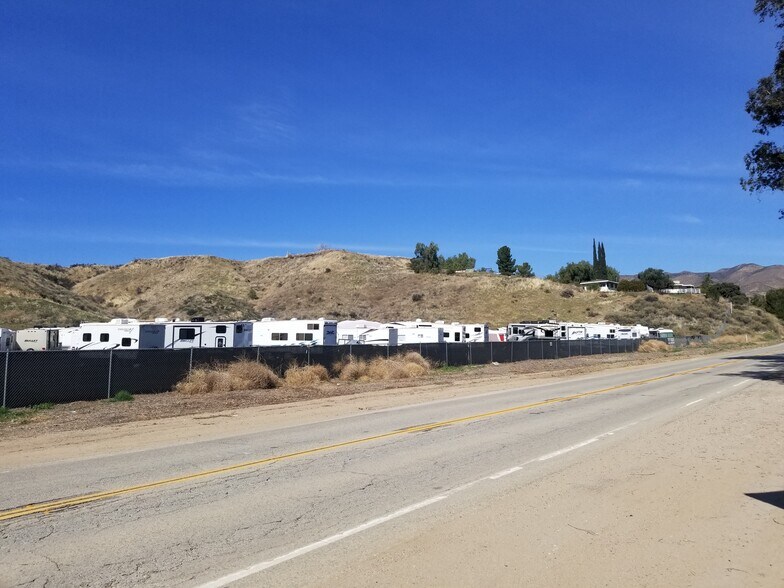 More Photos Of 29753-29757 Bouquet Canyon Rd, Santa Clarita Auto Dealership For Lease