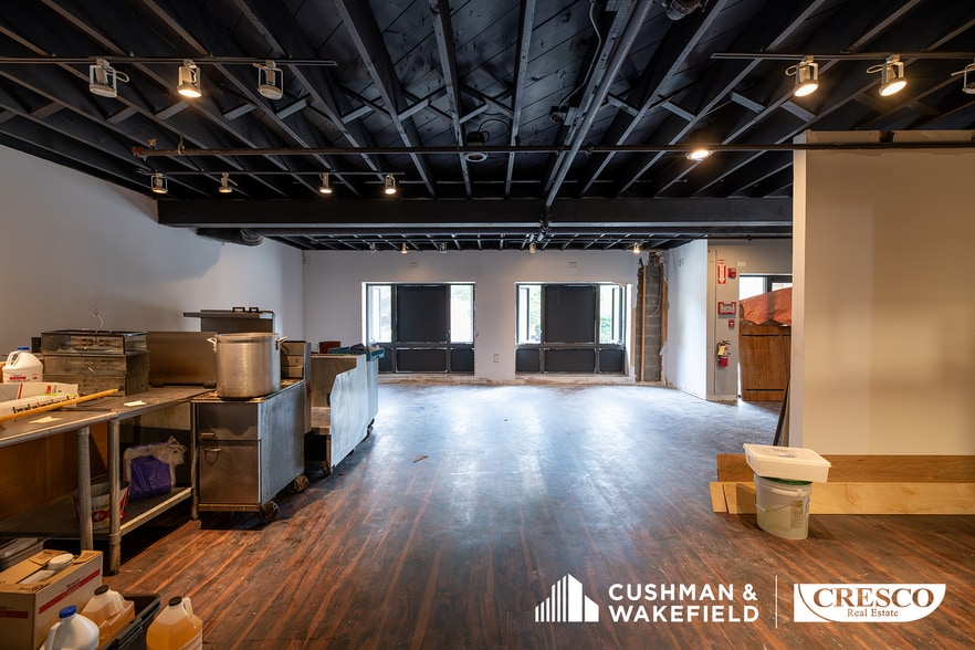 More Photos Of 2258 Professor Ave, Cleveland Bar For Sale