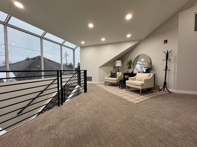 More Photos Of 5445 S Highland Dr, Holladay Office For Lease